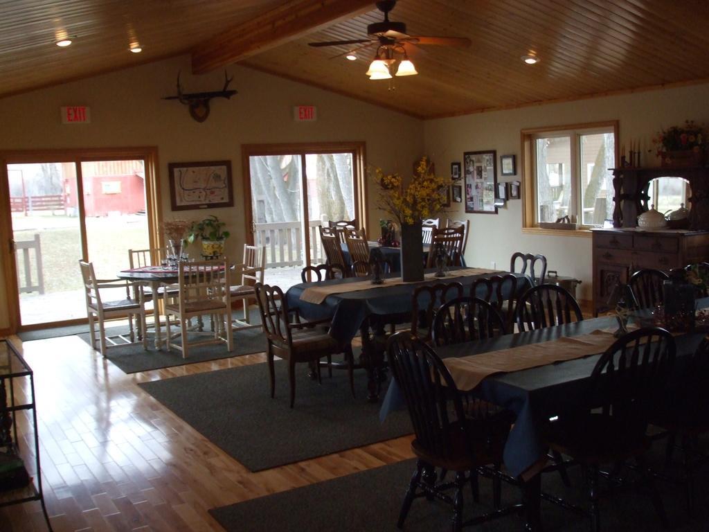 Hansen Guest Ranch Swan Valley Esterno foto