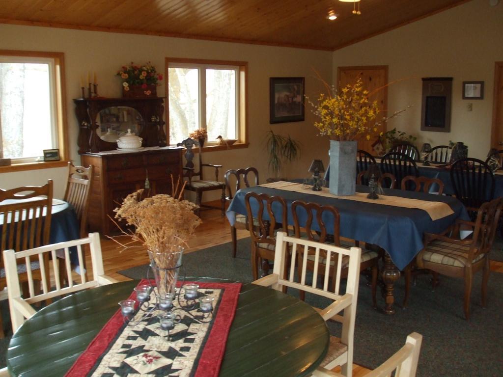 Hansen Guest Ranch Swan Valley Esterno foto