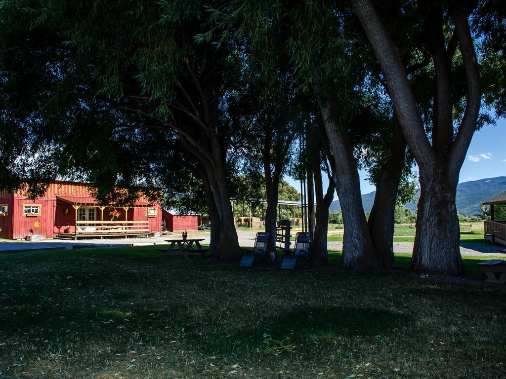 Hansen Guest Ranch Swan Valley Esterno foto